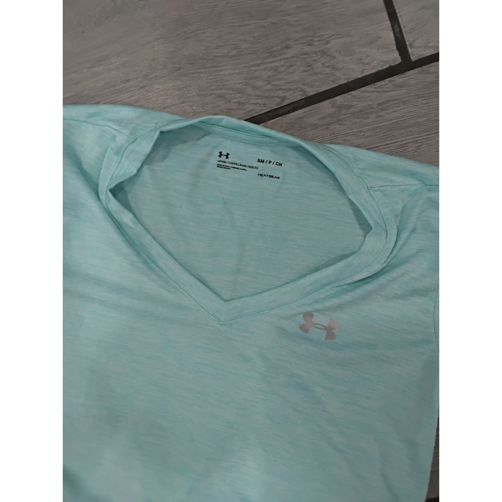 Under Armour HeatGear Teal Blue V Neck T Shirt Women's Small Athletic Sporty - Picture 2 of 3